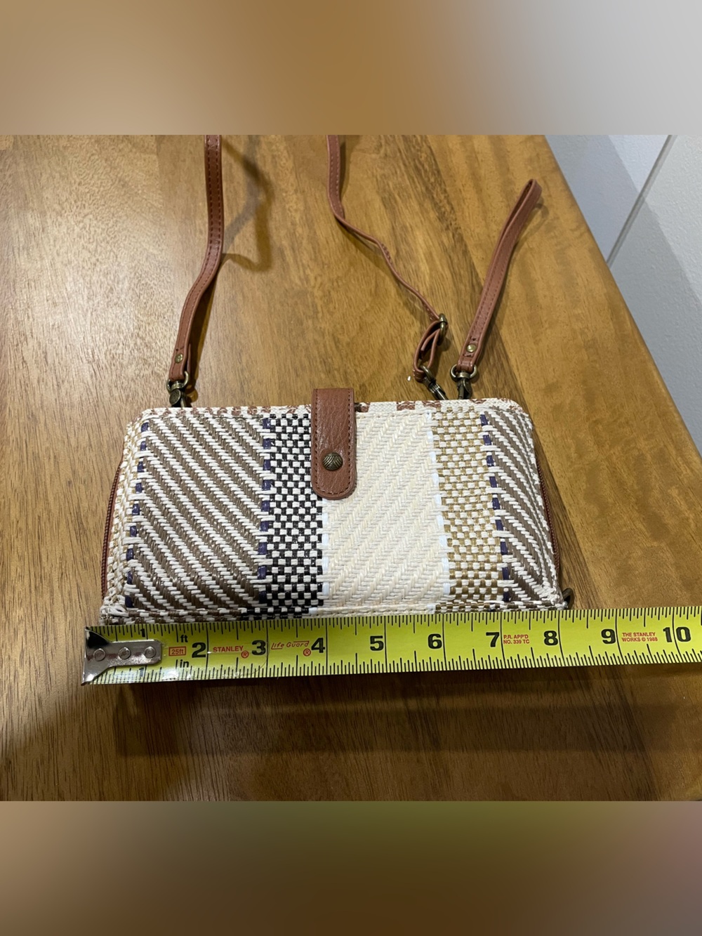 The Sak Woven Crossbody Wallet in Brown & Cream